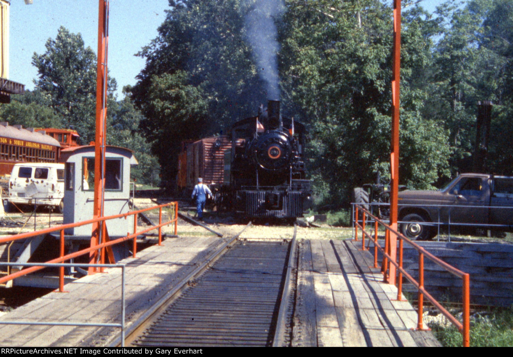 ESNA 2-6-0 #201 - Eureka Springs & Northern Arkansas